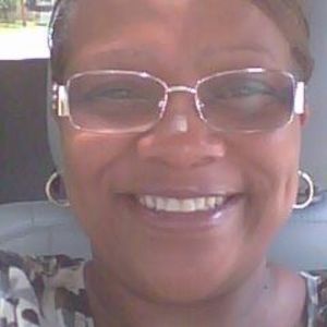 Meet your Posher, Adrianne